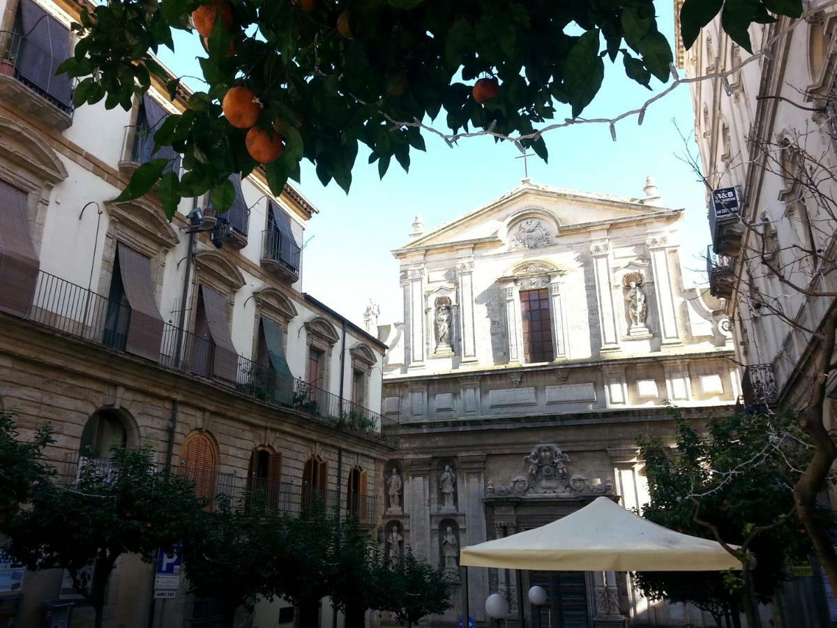 Liz Houses Caltagirone Exterior foto